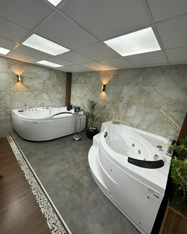 JACUZZI Rectangulaire - le luxe du confort Absolu. – Image 2