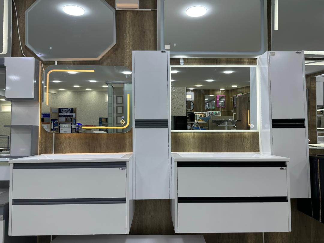 Meuble salle de bain en PVC - Elégance & Resistance